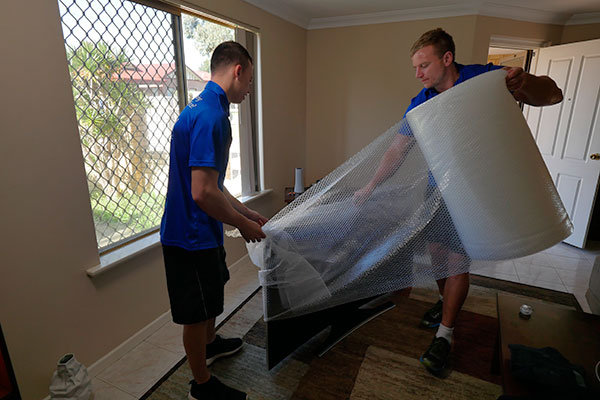 The Benefits of Hiring Removalists